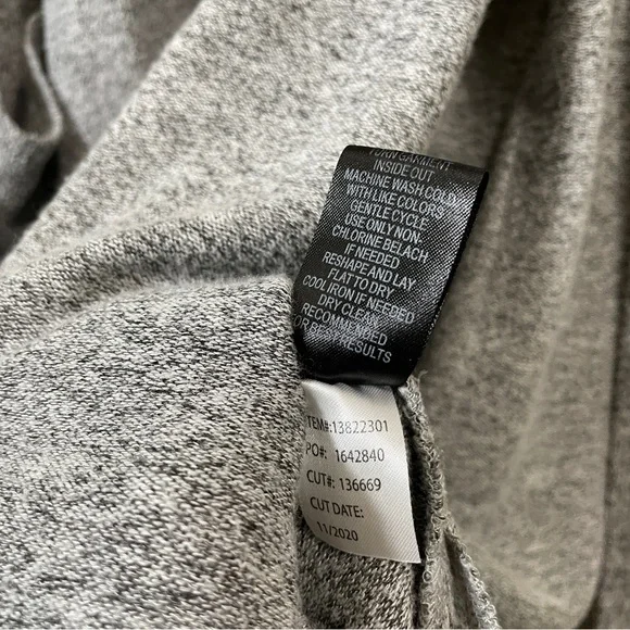 torrid Super Soft Plush Duster Open Front Heather Grey Front Pocket Plus 5X - Picture 10 of 13